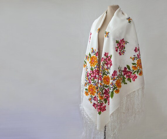 white Russian shawl, silk shawl, tasseled shawl, s