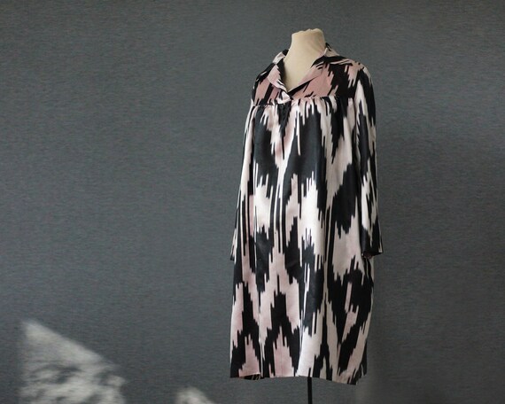 silk Uzbek dress, loose fitting dress, black and w