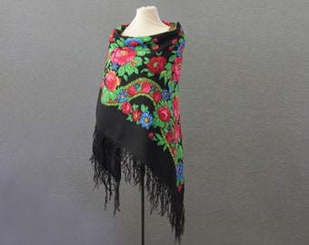 Black Russian shawl with roses and ornament