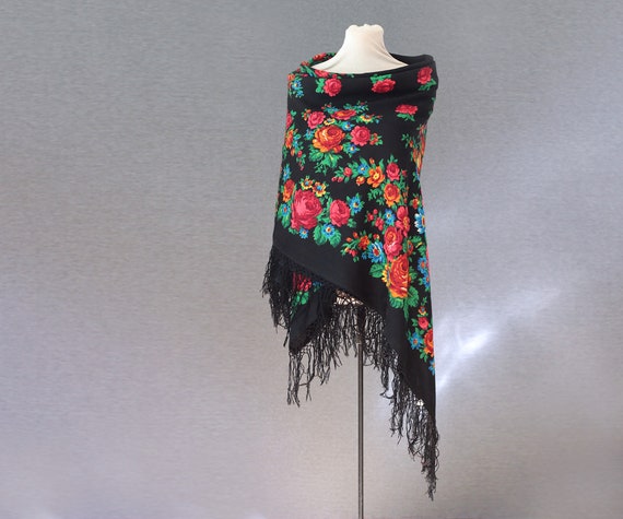 Russian shawl with roses and tulips, piano shawl,