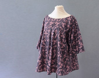 brown and black ikat blouse, boat neck, relaxed fit and pleated detail, paisley pattern, M-L-XL