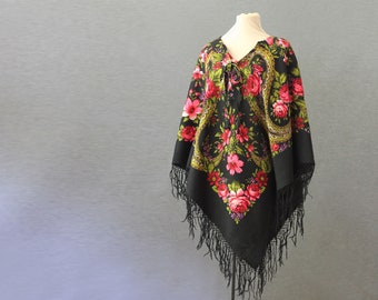 Russian shawl poncho with roses, bohemian shawl, fringed poncho, gypsy shawl, garden party, flamenco, floral wool poncho, floral wool cape