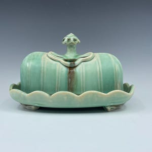 butter dish
