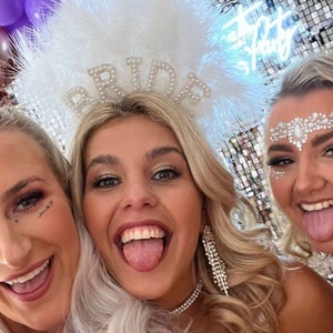 Bridal Bride to Be Hen Do Party Night Ivory Cream Feather Pearl
