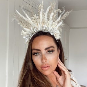 Bridal Bride to Be Hen Do Party Night Ivory Cream Flower Pampas Grass
