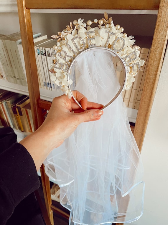 Serre-tête De Mariée Avec Voile Et Couronne Dorée - Diadème Pour Enterrement De Vie De Jeune Fille, Fête, Séance Photo