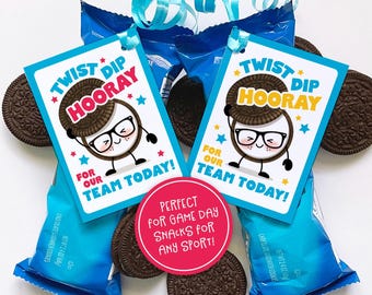 印刷可能なチームトリートタグ 試合当日のスナック チョコレートサンドイッチ クッキー スポーツ、ダンス、チアリーディング 野球 幸運を祈る チームトリートバッグタグ