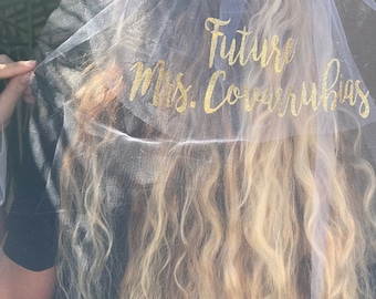 Custom Future Mrs. {your last name} Wedding Veil / Bride Veil / Bride to Be / Bridal Shower gift / Miss to Mrs / Bachelorette / Bride gift