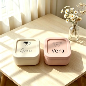 Scatola per snack personalizzata per bambini / Contenitore per alimenti in silicone con nome e disegno a cartoni animati stampati su misura, regalo per baby shower
