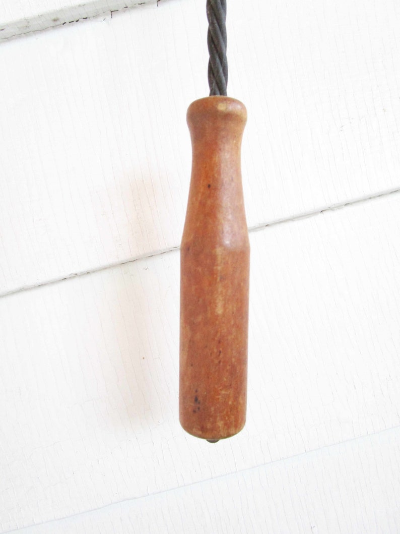 Metal Twisted Wire With Wood Handle Collectible Rug Whip Rustic Rug WhipBeater Double Loop Whip Vintage Kitchen Tools 1900s