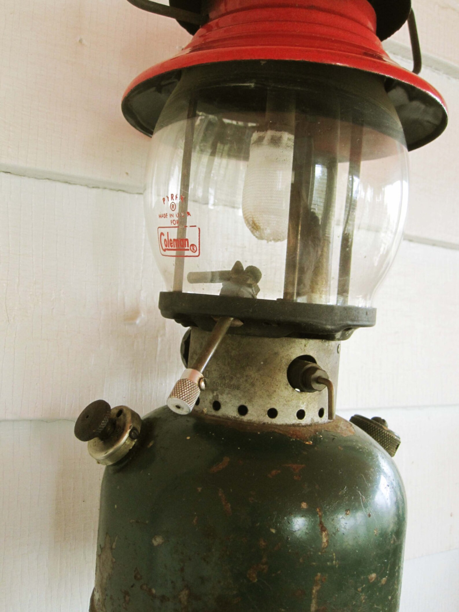 Coleman Lantern Christmas Tree Model 200A Red and Green | Etsy