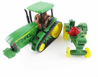 ERTL farm country John Deere Historical Tractor Set-Die Cast Replicas #5523 ERTL farm country John Deere Historical Tractor Set-Die Cast Replicas #5523