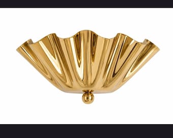 Scalloped Brass Wall Sconce, Fan-Shaped Gold Lamp, Modern Vintage Lighting