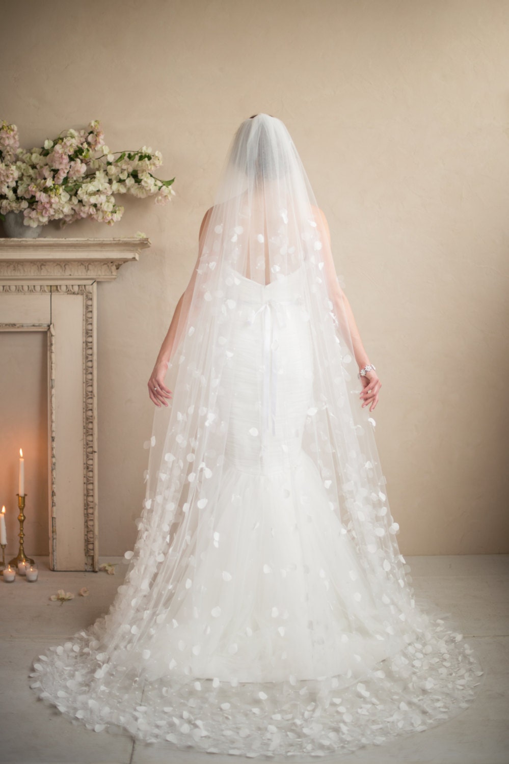 Wedding veil with flower petals BELLA | 3D Floral Wedding Veil | Handmade Bridal Veils by  main image 2