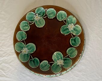 Majolica Green Clover Cake Plate