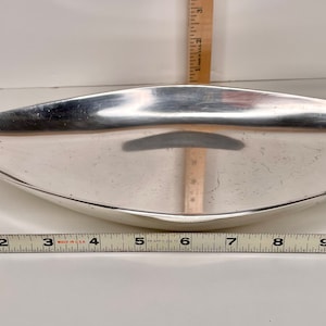 Silver plated tapered oval dish