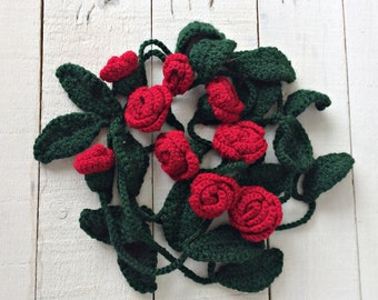 Red Roses Crochet Scarf, Skinny Flower Leaves Necklace, Christmas Gift, Romantic Rose Wrap Lariat, Women Accessory Gift, Anniversary Gift