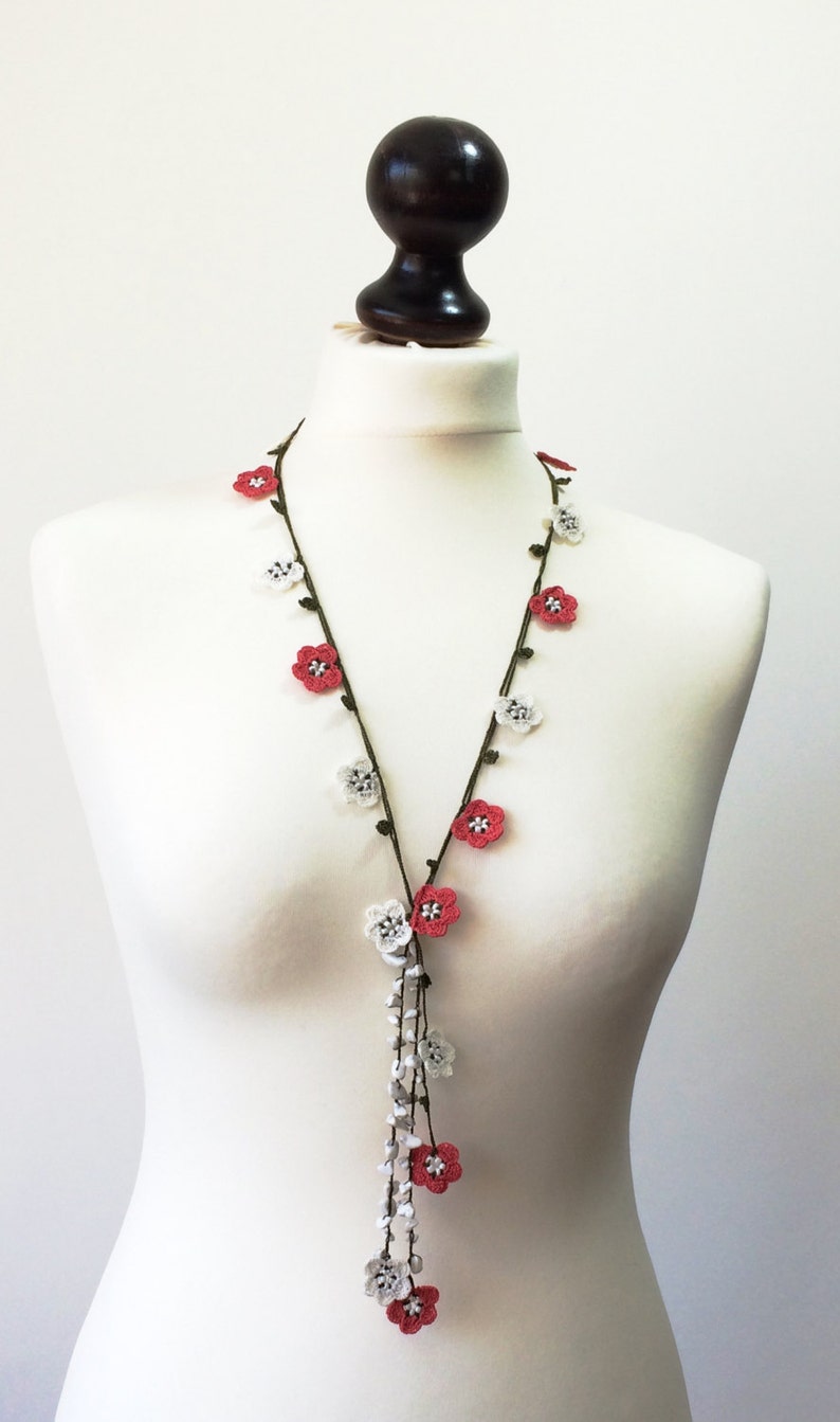 Boho Floral Crochet Necklace, Beaded Lariat Jewelry, Bohemian Flower Necklace image 4