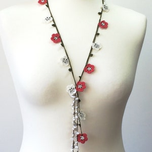 Boho Floral Crochet Necklace, Beaded Lariat Jewelry, Bohemian Flower Necklace image 2