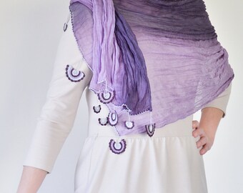 Tie Dye Fringed Scarf, Ombre Violet Shawl, Boho Beaded Wrap, Crochet Wrinkled Foulard, Purple Oya Neck Accessory, Women Anniversary Gift