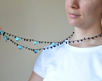 Türkis Perlen Häkelhalskette, Boho Blau Blumenhalsband, Kreis Halskette, Perlen Schmuck, Häkelschmuck, Frauen Geschenk