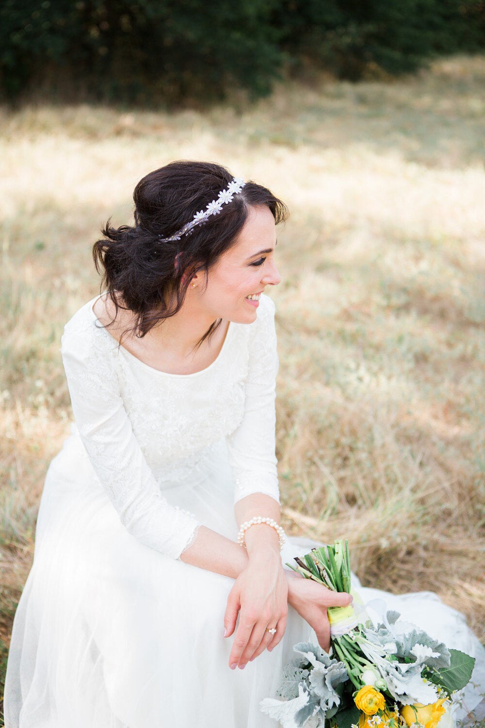Marguerite bridal headband Ivory Bridal Headband With Veil, Ivory Wedding Birdcage Veil  main image 4