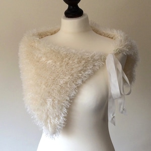 Bridal Ivory Bolero, Wedding Knit Cape, Rustic Women Shawl, Winter Wedding, Chunky Coverup, Fluffy Shrug, Pearl Embroidery Cape, Bride Gift