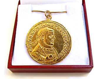 Old style large round 14k gold plated coin charm pendant Jupiter and king image necklace antique style