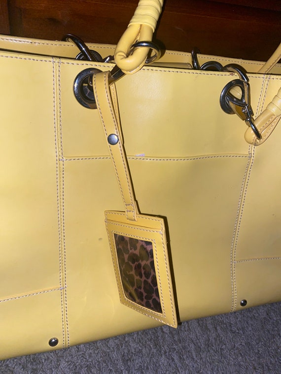 Beautiful YELLOW vintage LARGE Handbag    Exc con… - image 3