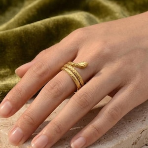 Bague serpent en laiton massif, motif serpent texturé, bijou bohème ajustable