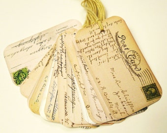 ANSICHTKAARTHANGTAGS - Kleine vintage-geïnspireerde cadeaukaartjes met antieke handgeschreven ansichtkaarten, shabby cottage chic benodigdheden voor scrapbooking