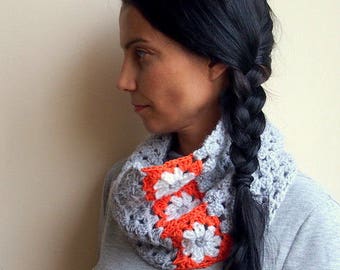 Crochet PATTERN Granny square flower  cowl, woman loop scarf, women circle scarf DIY photo tutorial Instant download