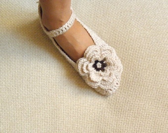 Crochet Pattern  slippers, Mary Jane slippers, crochet women slippers , DIY tutorial, Instant Download