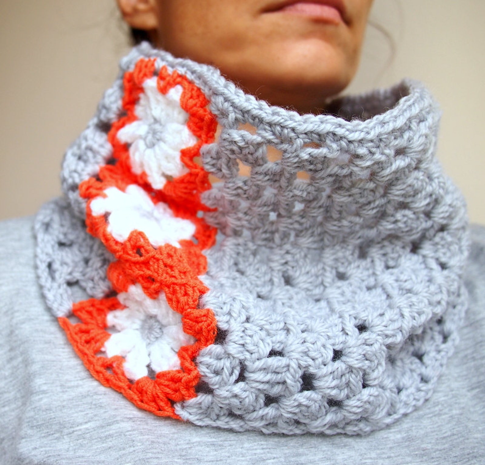 Crochet PATTERN Granny Square Flower Cowl, Woman Loop Scarf, Women ...