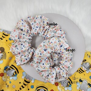 Watercolor Floral Scrunchie, Scrunchie, Accessories, Hair Tie, Hair Accessories