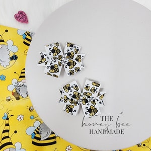 White Honeybee Piggy Hair Bow, Piggy Bows, Pigtail Bows, Girls Hair Bow