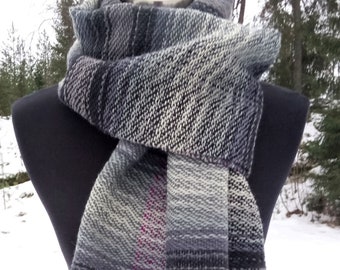 Handwoven Kaamos- scarf, wool