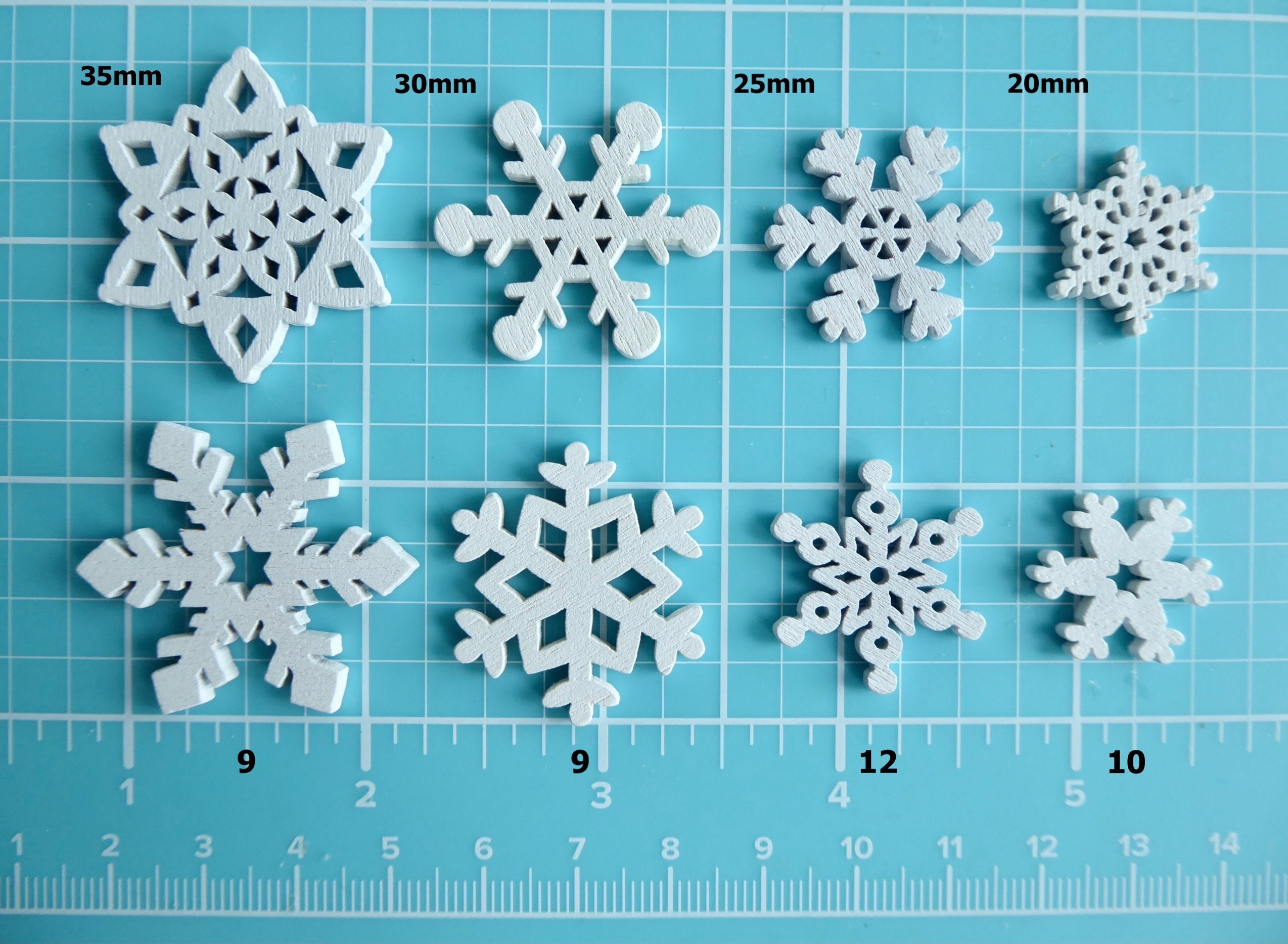 Blue set of 5 wood snowflakes – Country Squared