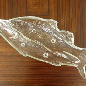 Antique Atterbury double fish dish PAT JUNE 4&#39; 72, condiment dish from 1872