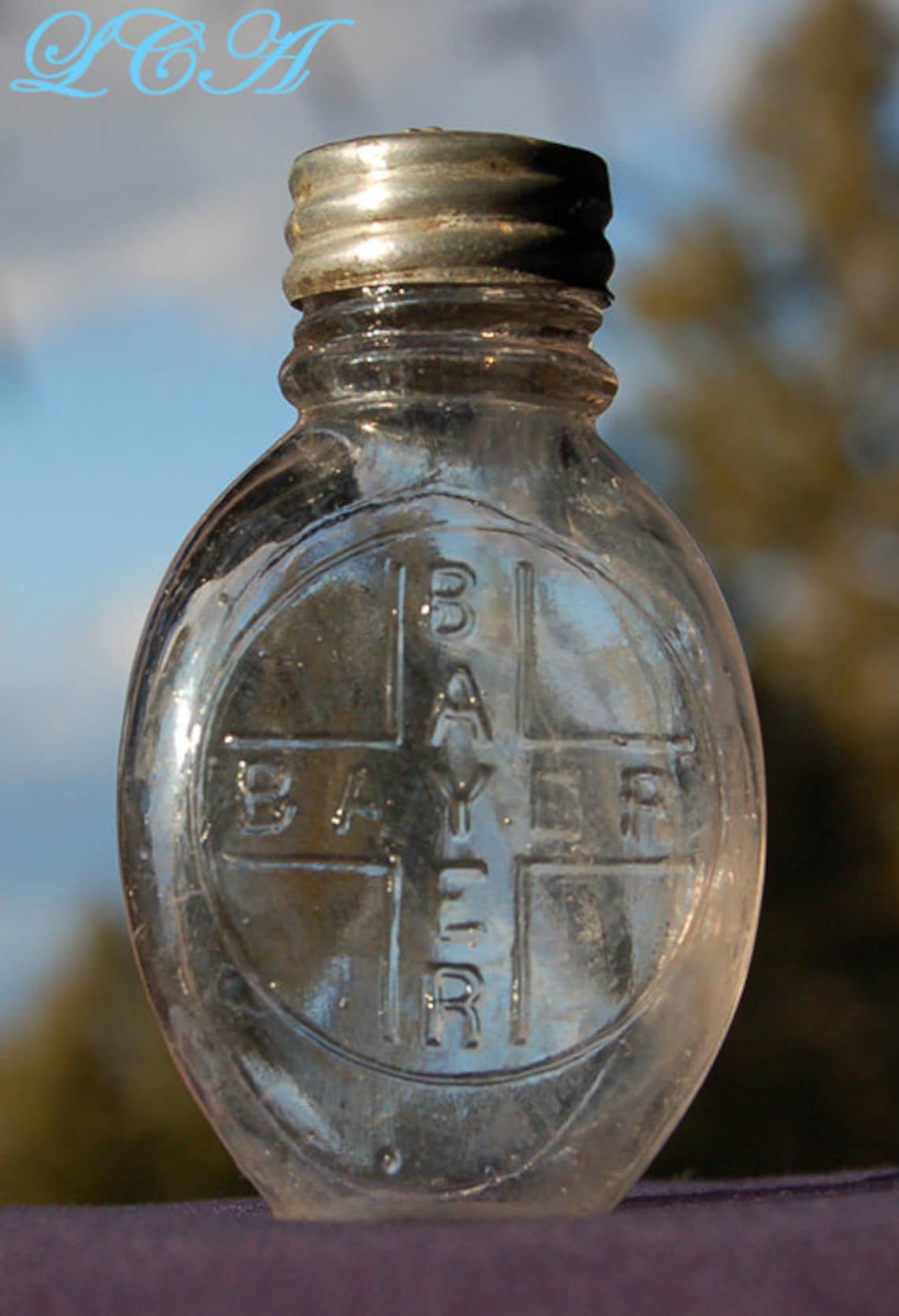 Tiny oval BAYER ASPIRIN antique bottle true Antique w/ Bayer Etsy