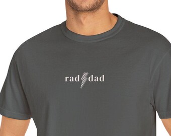 Rad Dad T-Shirt Cool Dad Gift Father Day Present from Kid Son Daughter Birthday Gift for Dad Life Tee Trendy Dad Shirt Matching Family Shirt
