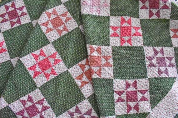 送料無料特集 | 激安の新品・型落ち・アウトレット Star Ohio Calico Green Quilt, Antique Quilt, Shoofly 1800s ラグ・カーペット