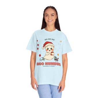 Boo Humbug Ghost Santa Hat Christmas Tee photo 3