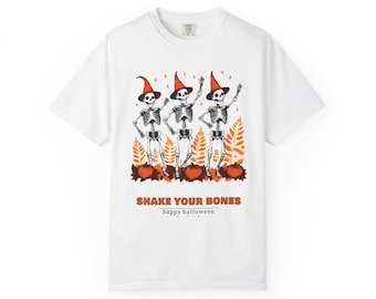 Dancing Skeletons Shirt, Retro Halloween Comfort Colors Tee, Vintage Skeleton Pumpkin T-Shirt, Funny Fall Gift