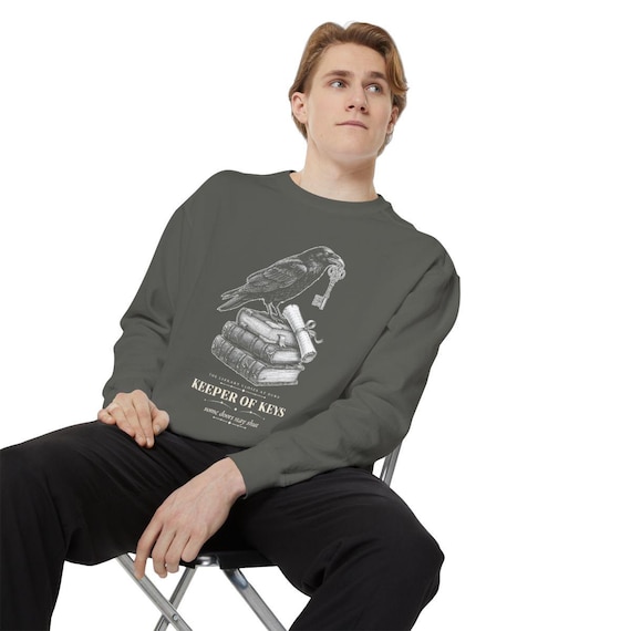 Dark Academia Raven Sweatshirt by WedgeAtelier