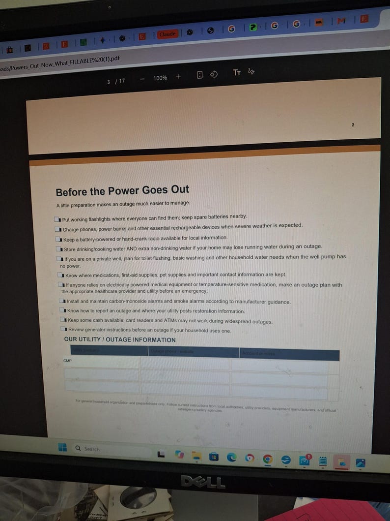 Pu&ograve; includere: Un documento digitale intitolato Before the Power Goes Out, che fornisce una lista di controllo per la preparazione alle emergenze. Include istruzioni su torce, batterie, acqua, attrezzature mediche e una tabella per i contatti.
