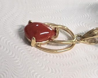 14 Karat Solid Gold, Coral Vintage/Estate Piece Pendant