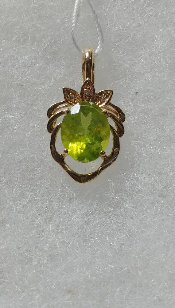 14 Karat Gold with Oval Peridot and a Clear Stone… - image 3