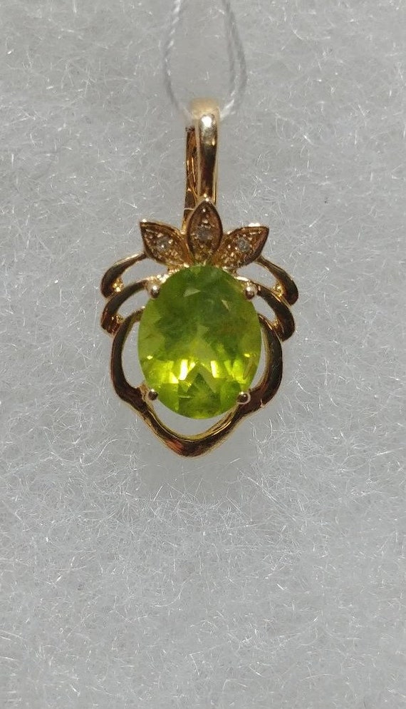 14 Karat Gold with Oval Peridot and a Clear Stone… - image 2