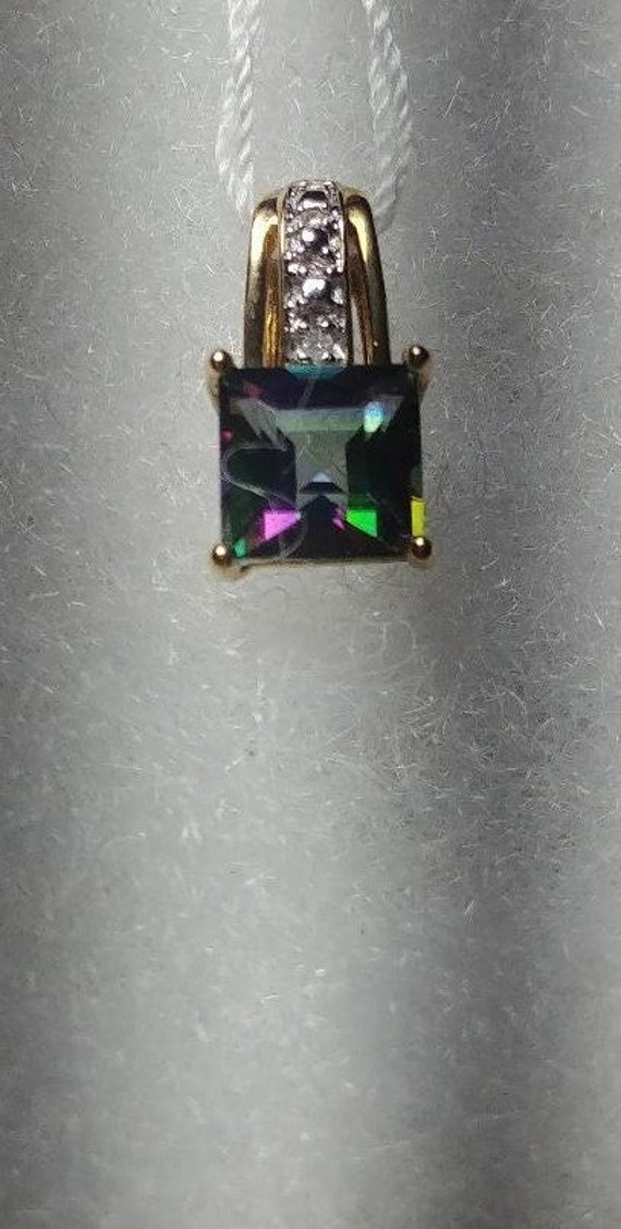 10 Karat Gold Princess Mystic Topaz Vintage/Estate